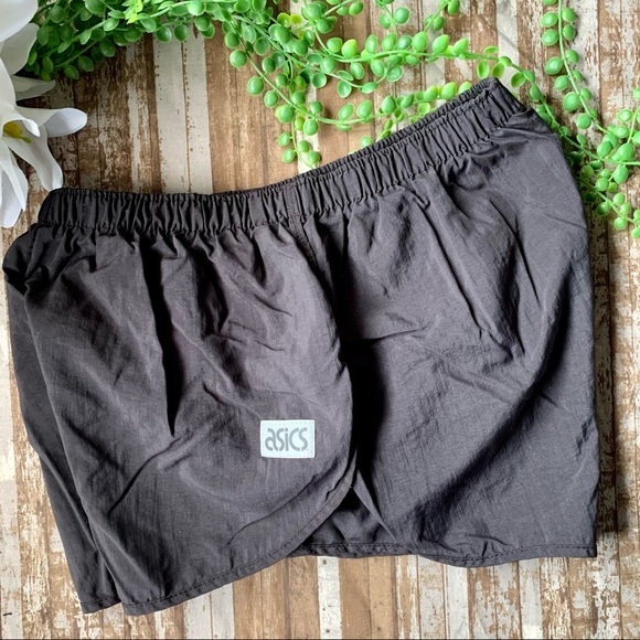 Vintage Made in USA ASICS Tiger Active Shorts - Picture 5 of 16